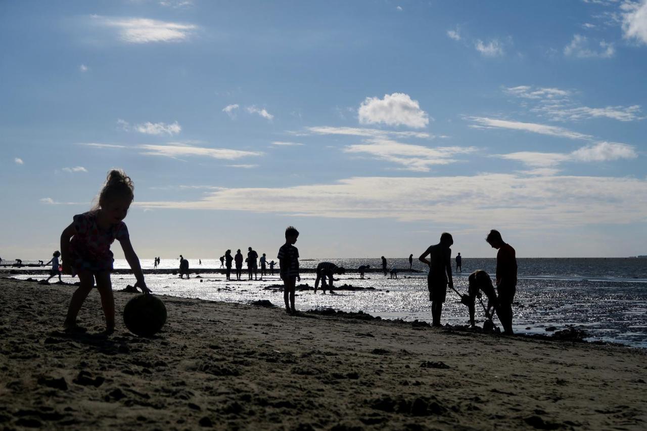 Апартаменты Luettje Huus Frieda Mit Strandkorb Am Strand Von Mai Bis September Куксхафен Экстерьер фото